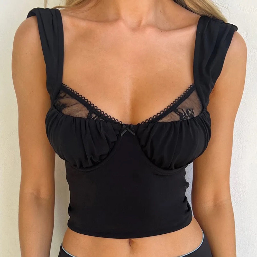 TIGER MIST NADIA LACE PLUNGE Y2K CROP TOP